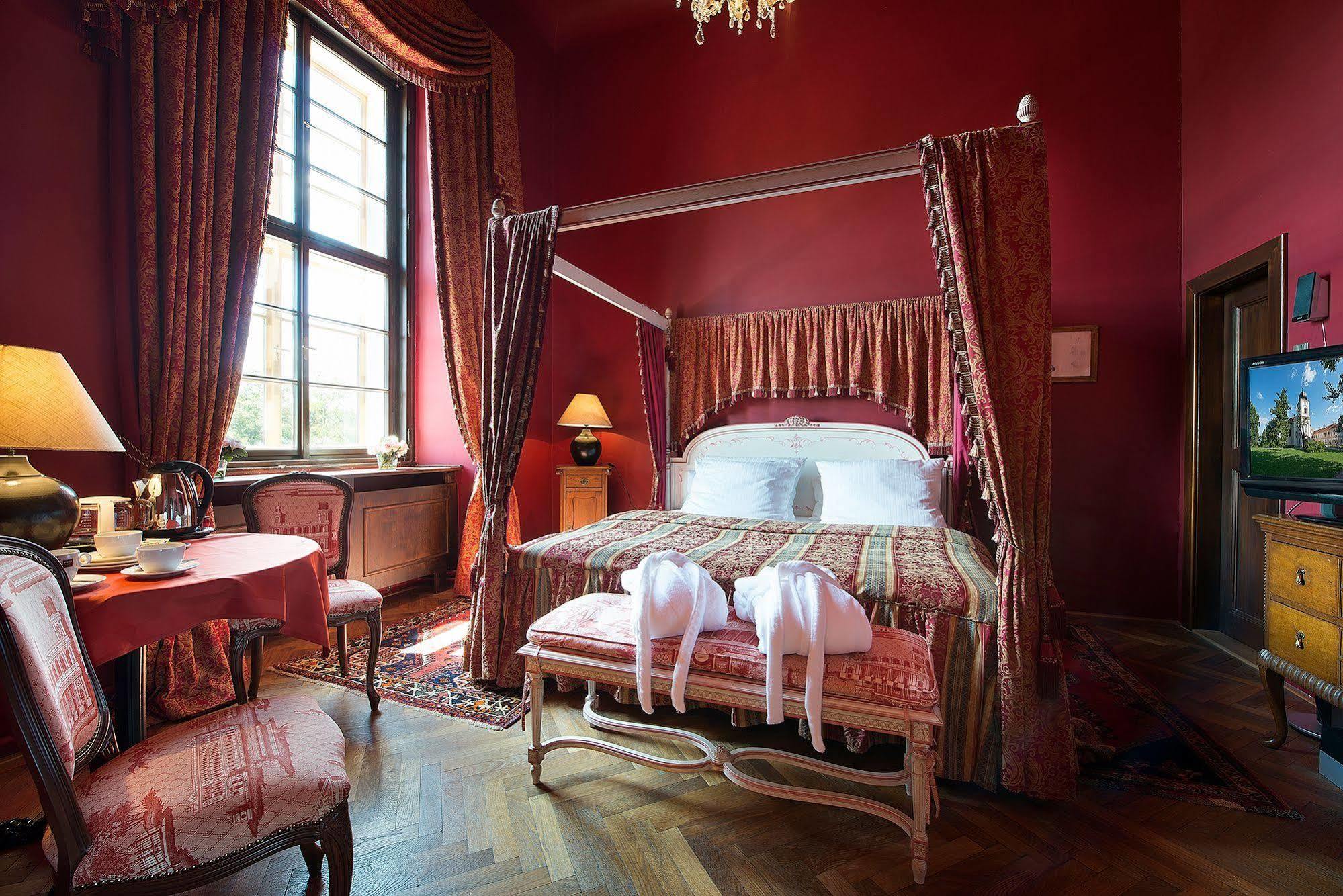 Chateau Loucen Garden Retreat Extérieur photo